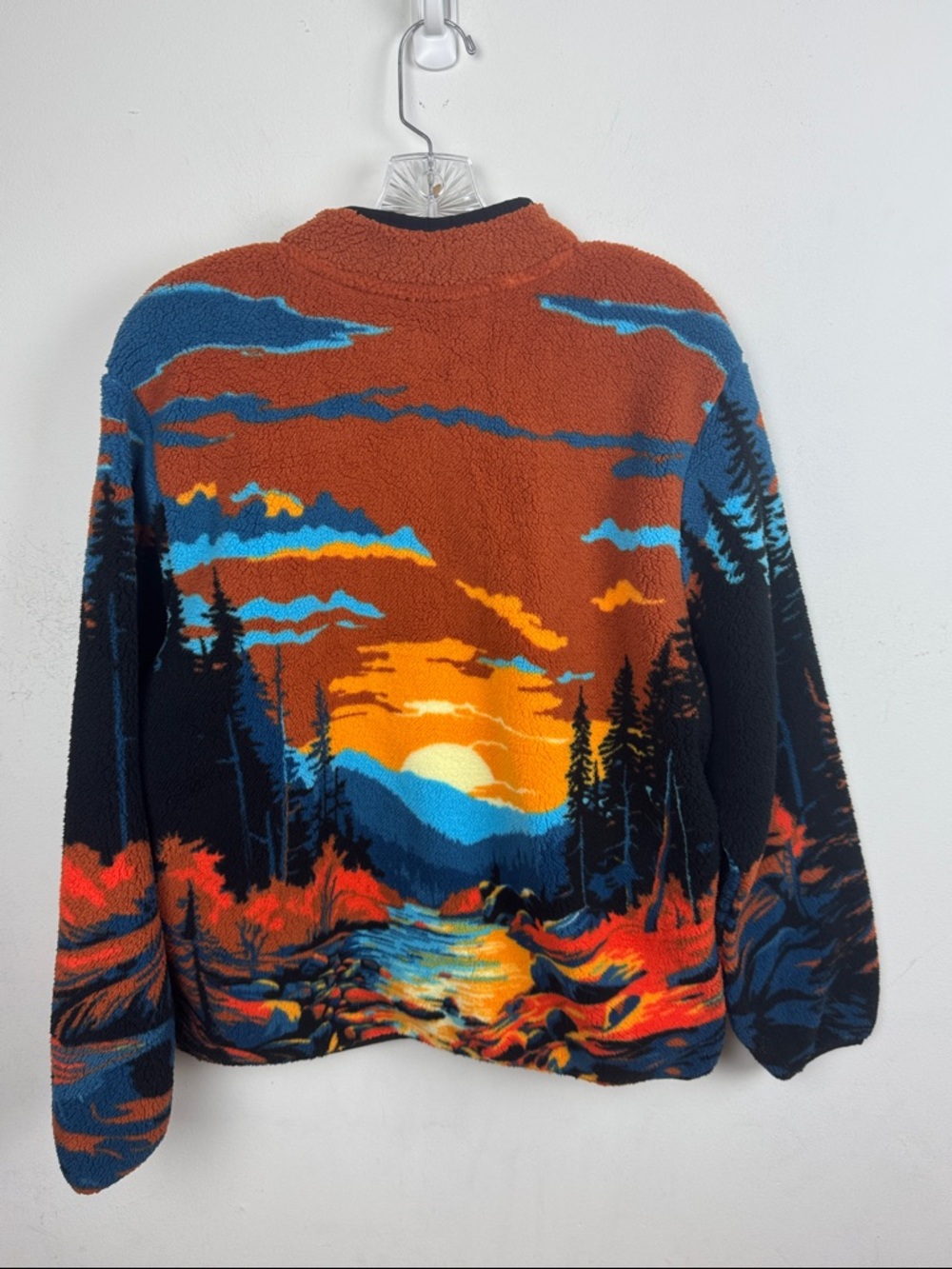 Yellowstone National Park Fleece Pullover - Picture 2 of 7